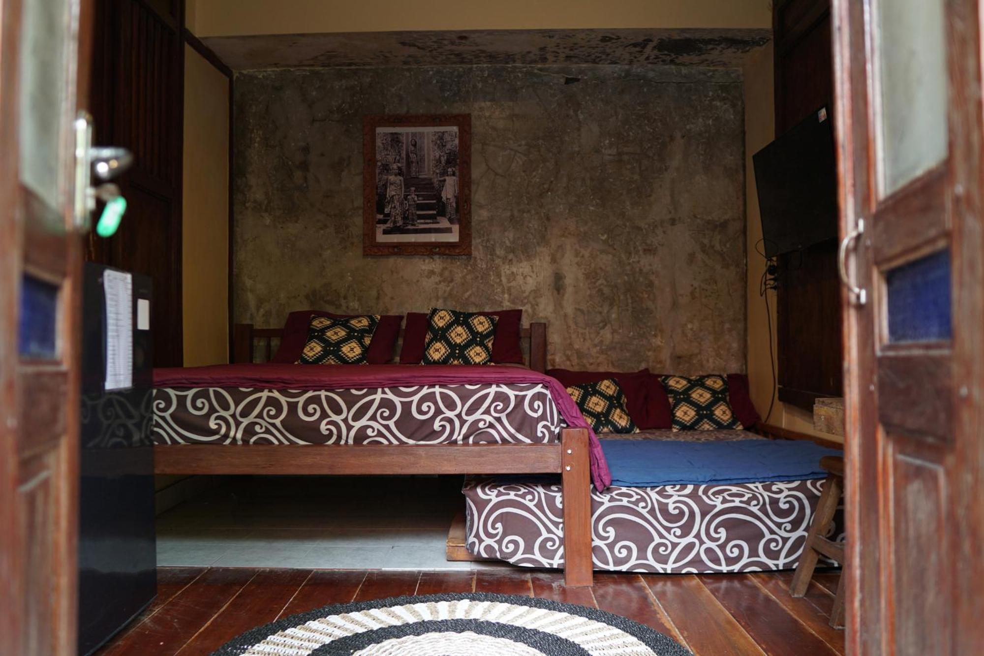 Twospaces Living At Wave And Chill House, Canggu Bagian luar foto