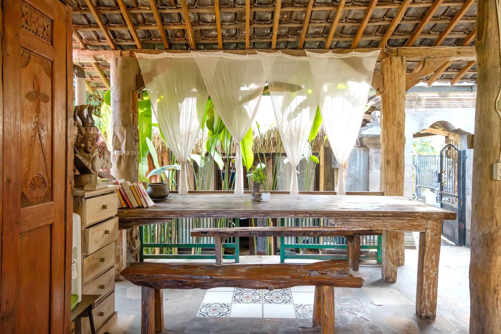 Twospaces Living At Wave And Chill House, Canggu Bagian luar foto