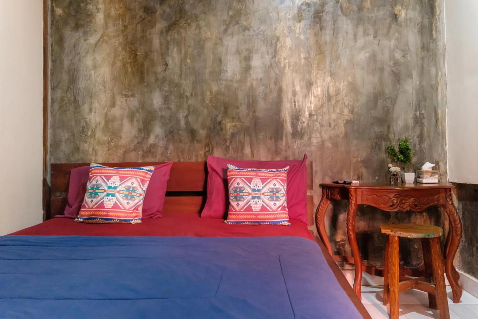 Twospaces Living At Wave And Chill House, Canggu Bagian luar foto