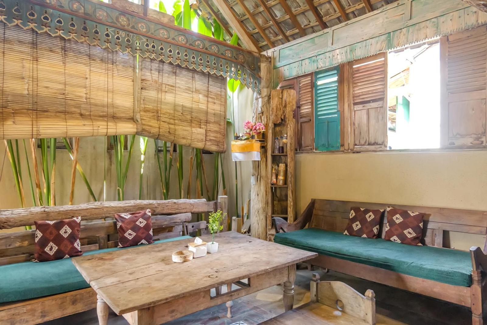 Twospaces Living At Wave And Chill House, Canggu Bagian luar foto